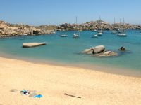 Das Lavezzi-Archipel im Südosten Korsikas besteht aus etwa 100 Eilanden und Granitriffen zwischen Korsika und Sardinien.